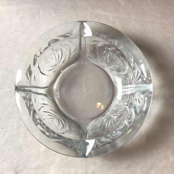 Vintage KIG INDONESIA Ashtray Pressed Glass Rose Pattern 4 Rest Cigarette Cigar - Picture 2 of 10